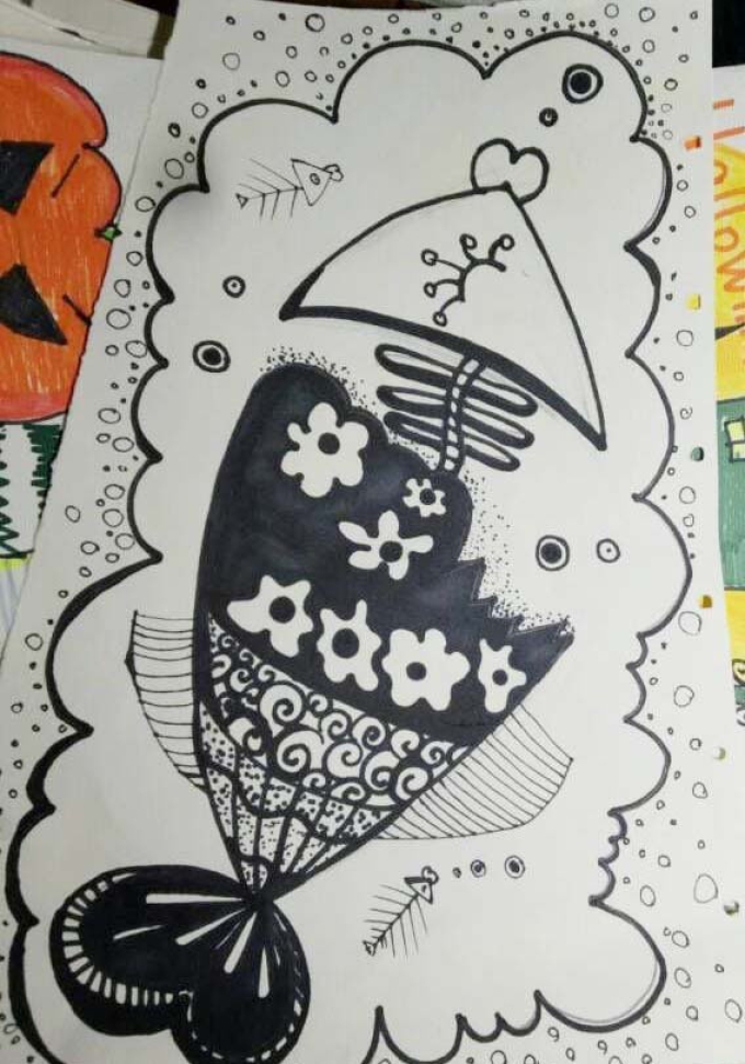 吃货剩下的鱼骨头_线描画